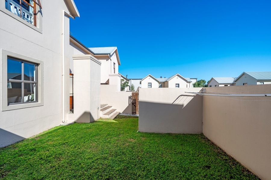 3 Bedroom Property for Sale in Graanendal Western Cape